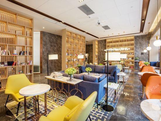 Shenzhen Bantian Huaweizhongcheng Atour Hotel ภายนอก รูปภาพ